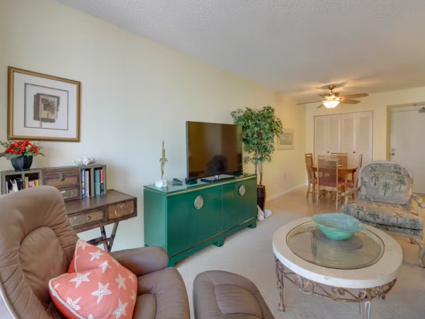 Luxury Vacation Rental on Marco Island's Waterfront